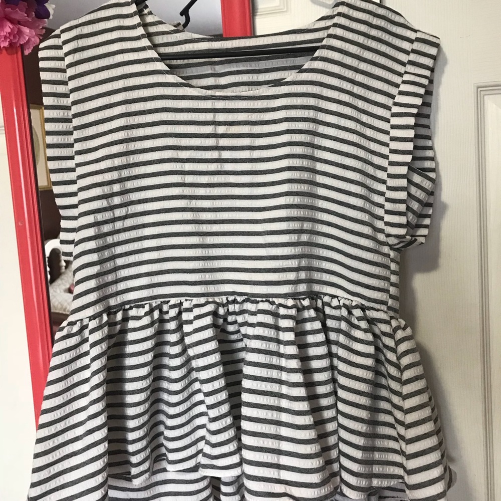 Seersucker, peplum top